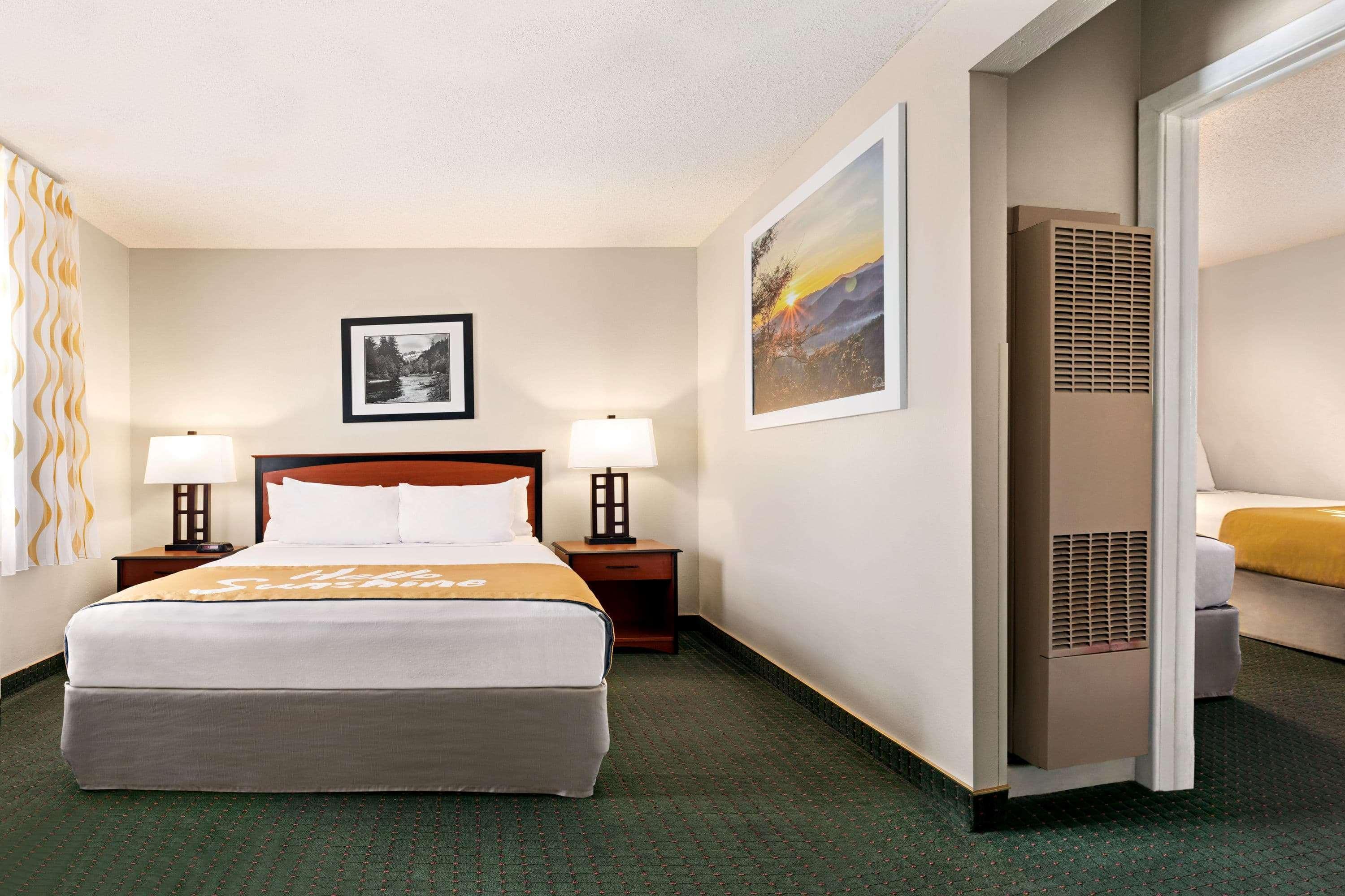 Days Inn By Wyndham Cortez Eksteriør billede